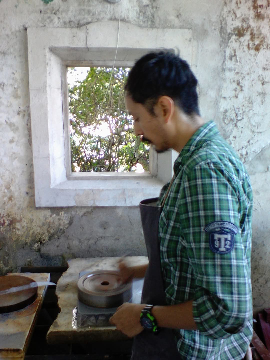 Los tres chuchos, Colonia Roma Sur, Página 22 - 23